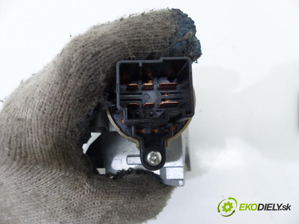 Mazda 6 I 2002-2007 2.0 citd 121 hp  89 kW 2000 cm3  spínačka  (Spínací skříňky a klíče)