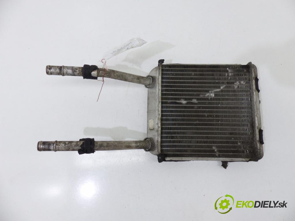 Opel Vectra A 1988-1995 1.8 8V 90 hp  66 kW 1800 cm3  topné těleso radiátor topení  (Radiátory topení)