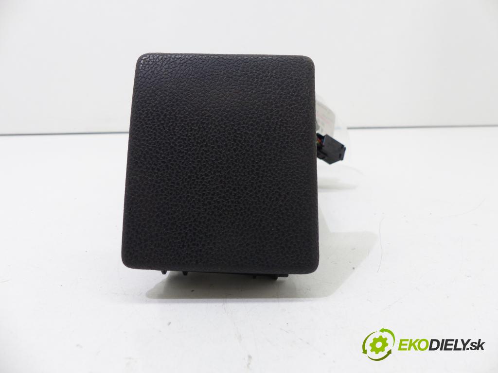 Mercedes B W245 2005-2011 2.0 CDI 109 hp  80 kW 2000 cm3  telefón  (Audio zařízení)