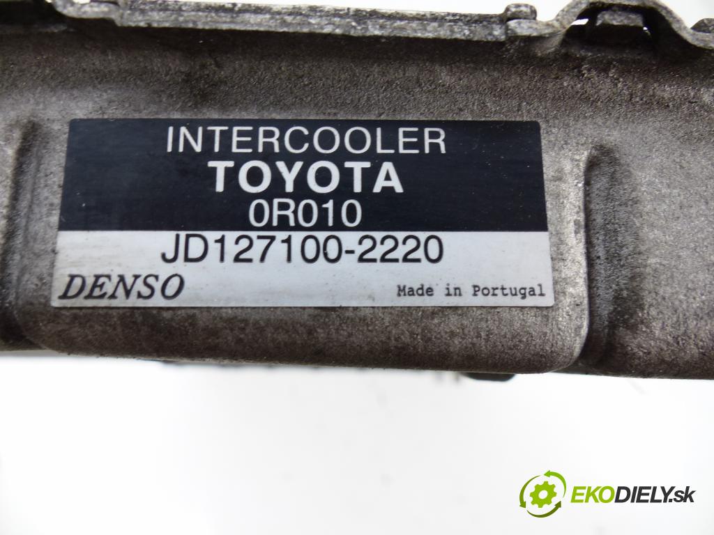Toyota Avensis II T25 2003-2008 2.2 D4D 150 hp  110 kW 2200 cm3  intercooler  (Chladiče nasávaného vzduchu (intercoolery))