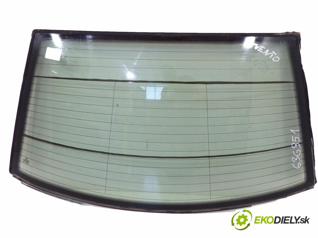 Vw Vento 1.9 TDI 90 hp  66 kW 1900 cm3  okno zadní část  (Okna zadní)