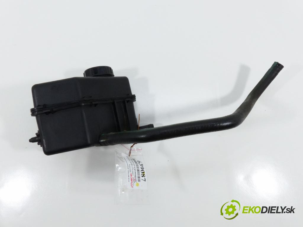 Citroen Xsara Picasso 1.6 HDI 109 HP  80 kW 1600 cm3  Rúrka servočerpadlo 