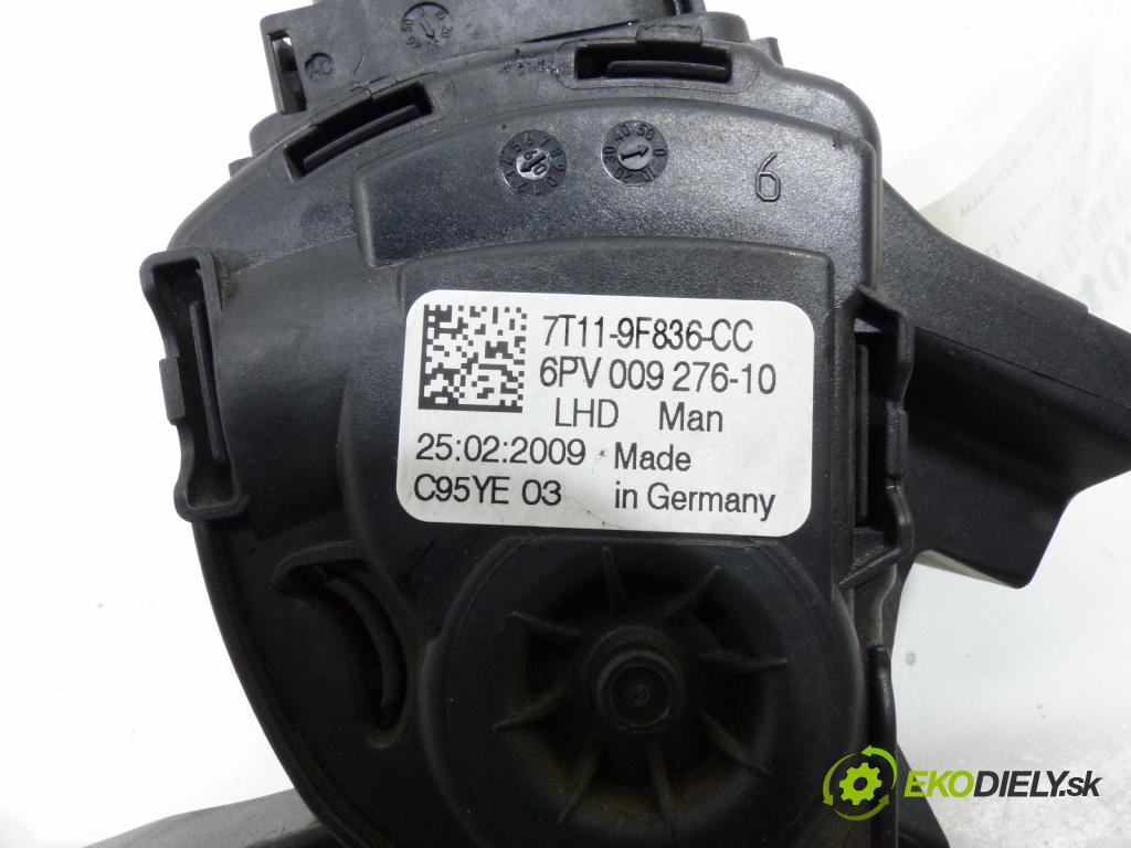 Ford Transit connect 1.8 TDCI 75 HP  55 kW 1800 cm3  pedále  (Pedále)