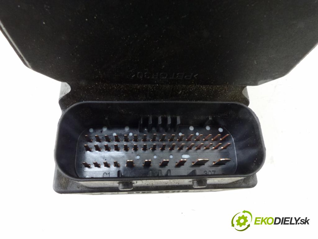 Alfa romeo 147 1.6 16V 105 hp  77 kW 1600 cm3  pumpa ABS  (Pumpy brzdové)