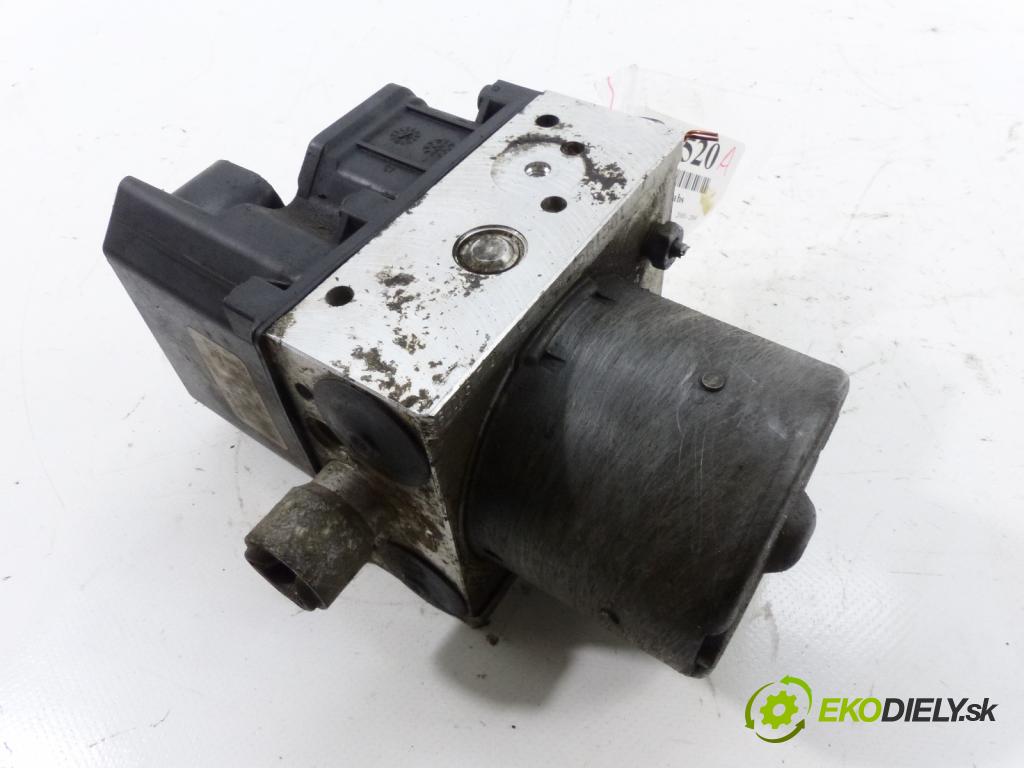 Alfa romeo 147 1.6 16V 105 hp  77 kW 1600 cm3  pumpa ABS  (Pumpy brzdové)