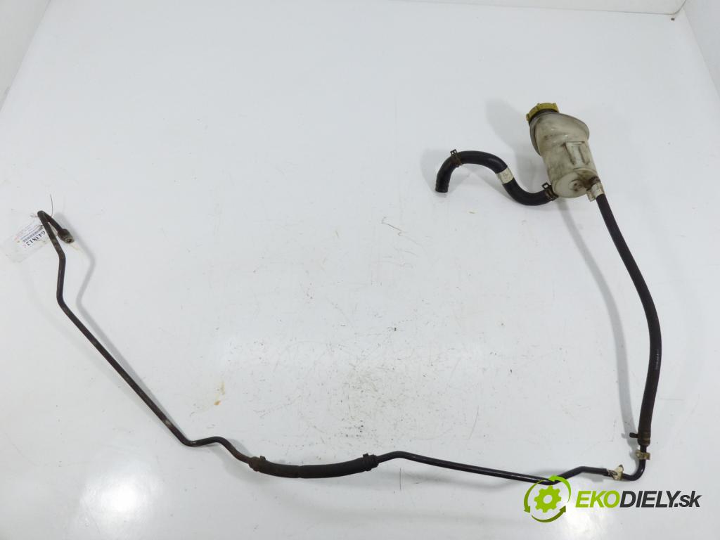 Ford Fiesta 1.3 8V   1300 cm3  Rúrka servočerpadlo