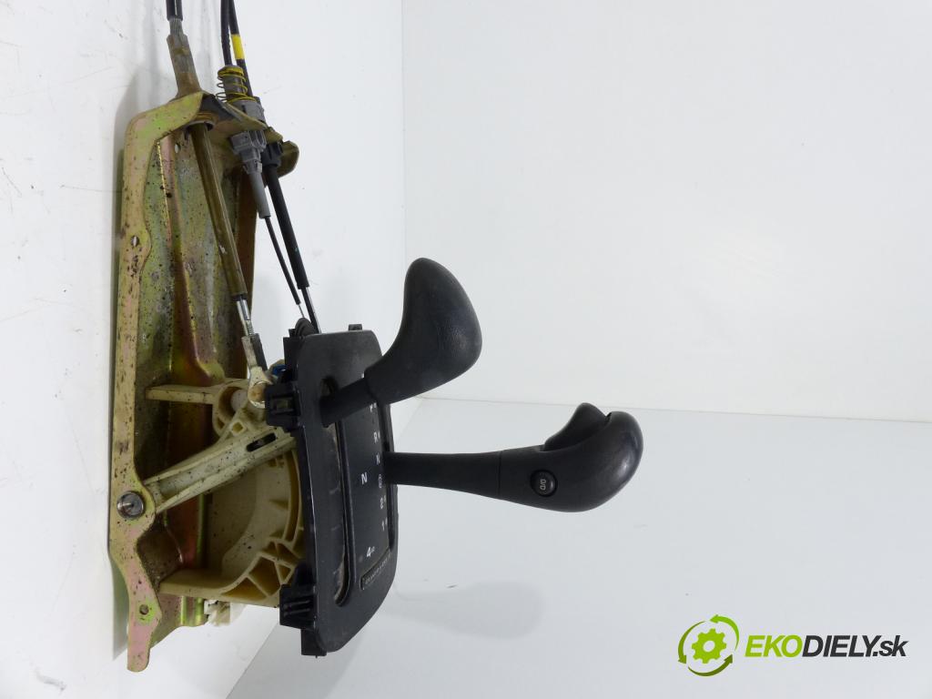 Jeep Grand Cherokee WJ 1998-2004 3.1 TD 140 HP  103 kW 3100 cm3  Kulisa - -  (Rýchlostné páky / kulisy)