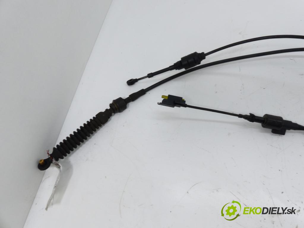 Jeep Grand Cherokee WJ 1998-2004 3.1 TD 140 HP  103 kW 3100 cm3  Kulisa - -  (Rýchlostné páky / kulisy)