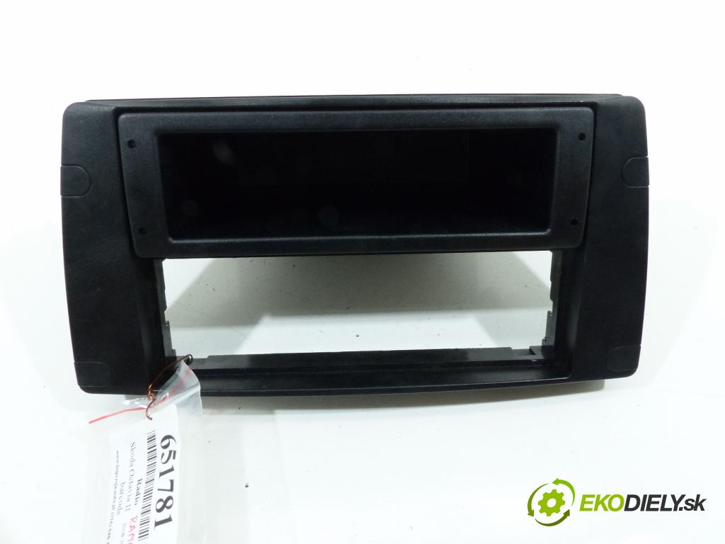 Skoda Octavia II 2004-2013 1.9 TDI 105 HP  77 kW 1900 cm3  RADIO  (Audio zariadenia)