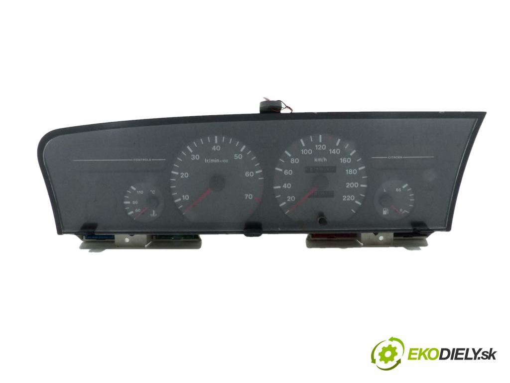 Citroen Xantia 2.0 16V 132  HP  97 kW 2000 cm3  Prístrojovka  (Prístrojové dosky, displeje)