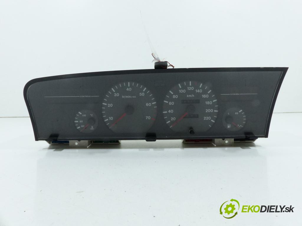 Citroen Xantia 2.0 16V 132  HP  97 kW 2000 cm3  Prístrojovka  (Prístrojové dosky, displeje)