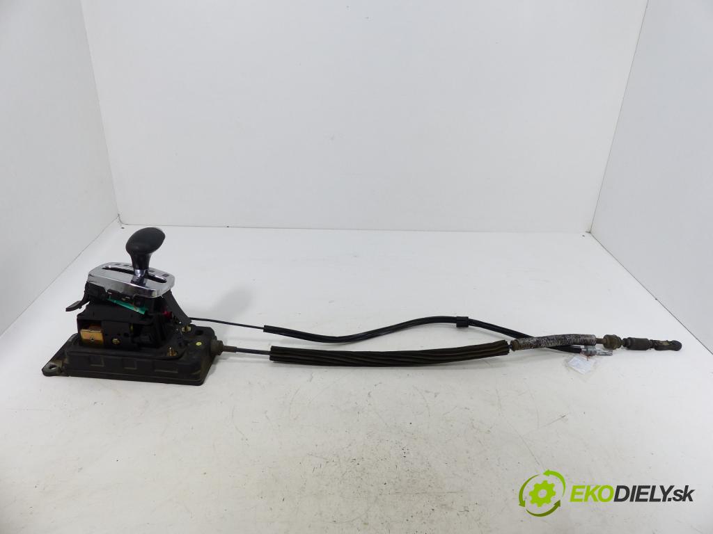 Vw Golf IV 1997-2003 1.9 TDI 110 HP  81 kW 1900 cm3  Kulisa - -  (Rýchlostné páky / kulisy)