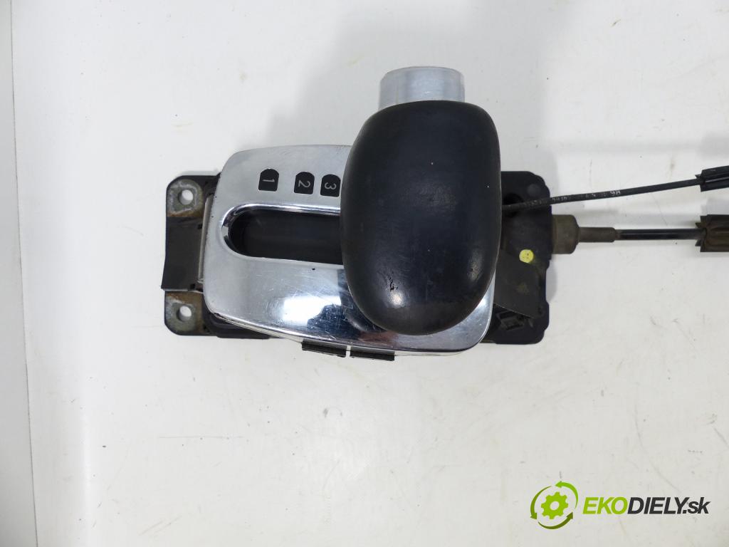 Vw Golf IV 1997-2003 1.9 TDI 110 HP  81 kW 1900 cm3  Kulisa - -  (Rýchlostné páky / kulisy)