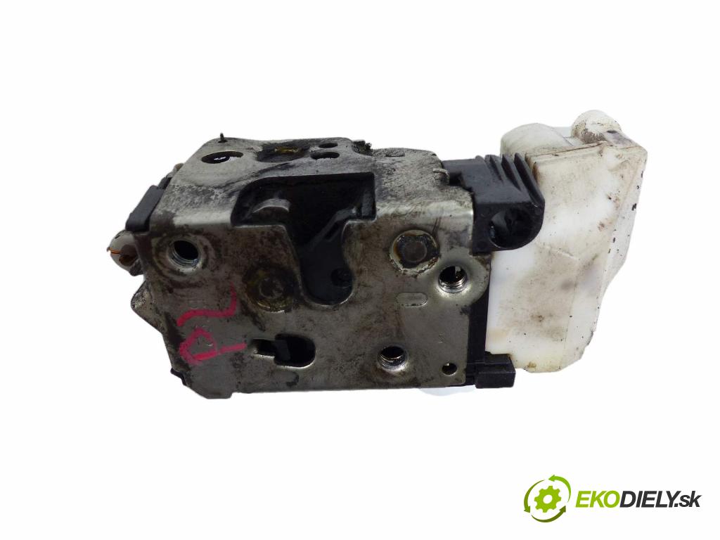 Alfa romeo 145 1.6 16V 1600 cm3 zámok přední část levý