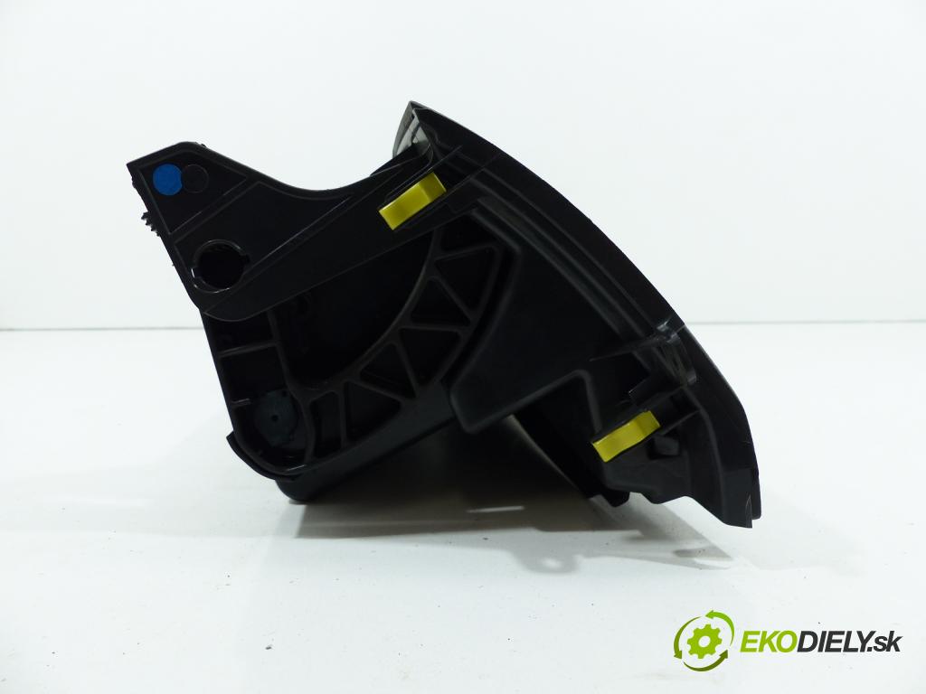Toyota Corolla E15 2007-2014 1.6 16V VVTI 124hp 91 kW 1600 cm3 Priehradka, kastlík