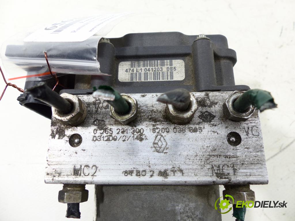 Renault Scenic II 2003-2009 1.6 16V 113 HP  83 kW 1600 cm3  Pumpa ABS  (Pumpy ABS)