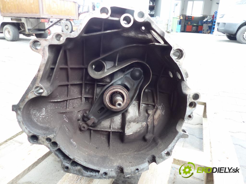 Audi 100 C4 1991-1994 2.5 TDI 116 HP  85 kW 2500 cm3  Prevodovka - manuálne