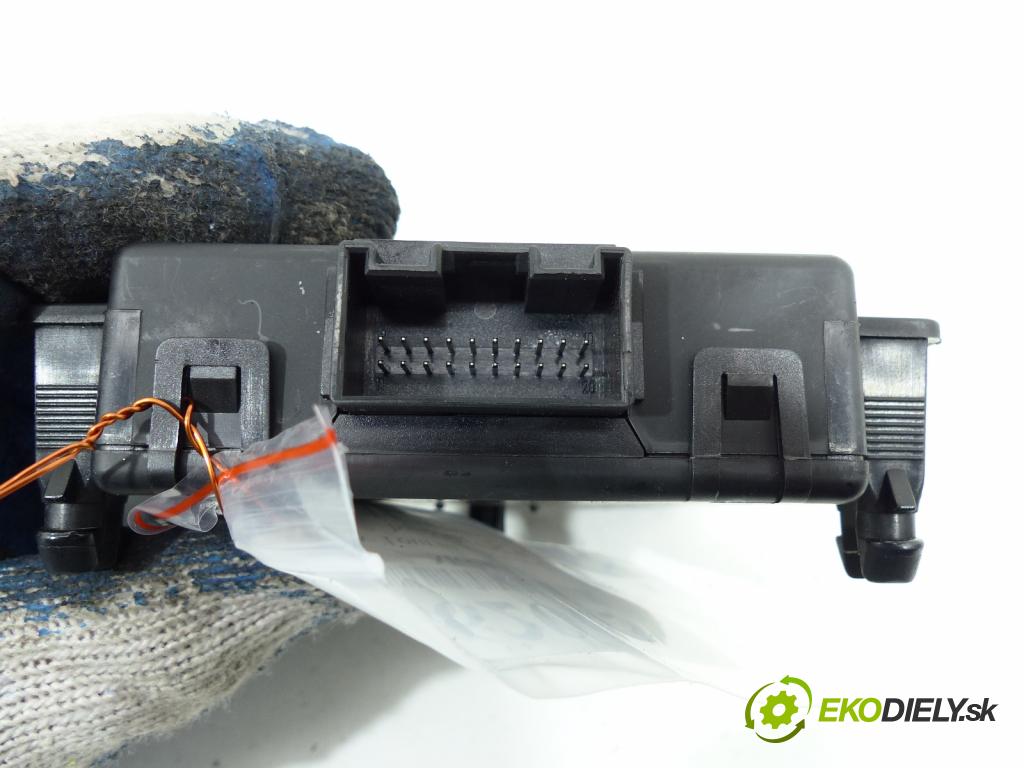 Vw Touran I 2003-2015 2.0 TDI 140 HP  103 kW 2000 cm3  Modul Riadiaca jednotka  (Ostatné)