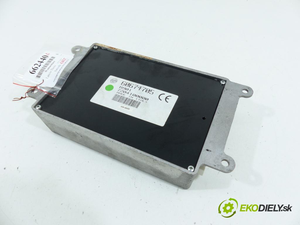 Lancia Thesis 2.4 JTD 150 HP  110 kW 2400 cm3  Zosilňovač  (Zosilňovače)