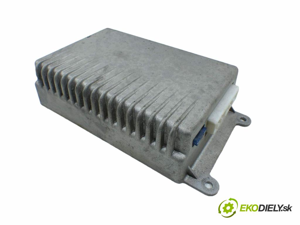 Lancia Thesis 2.4 JTD 150 HP  110 kW 2400 cm3  Zosilňovač  (Zosilňovače)