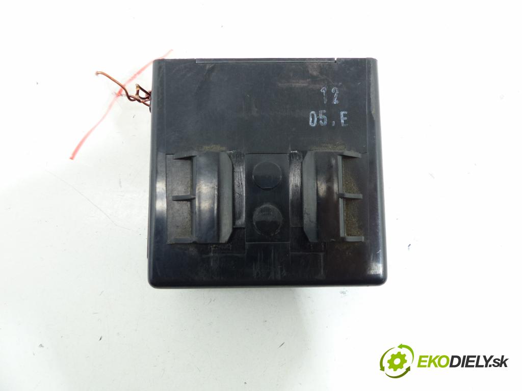 Toyota Corolla E12 2001-2009 2.0 D4D 90 HP 66 kW 2000 cm3 Modul Riadiaca jednotka (Ostatné)