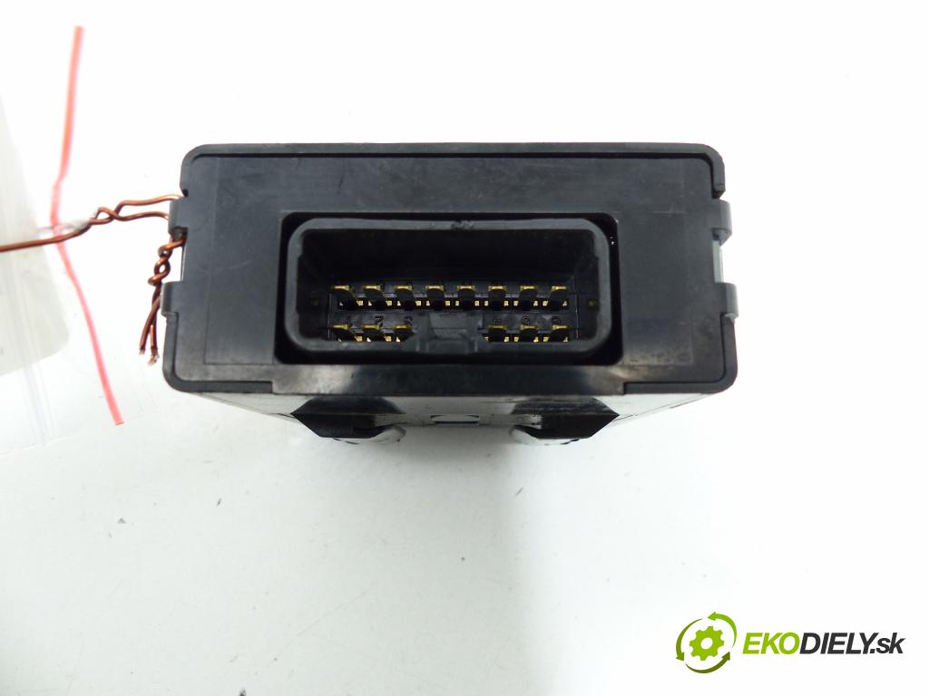 Toyota Corolla E12 2001-2009 2.0 D4D 90 HP 66 kW 2000 cm3 Modul Riadiaca jednotka (Ostatné)