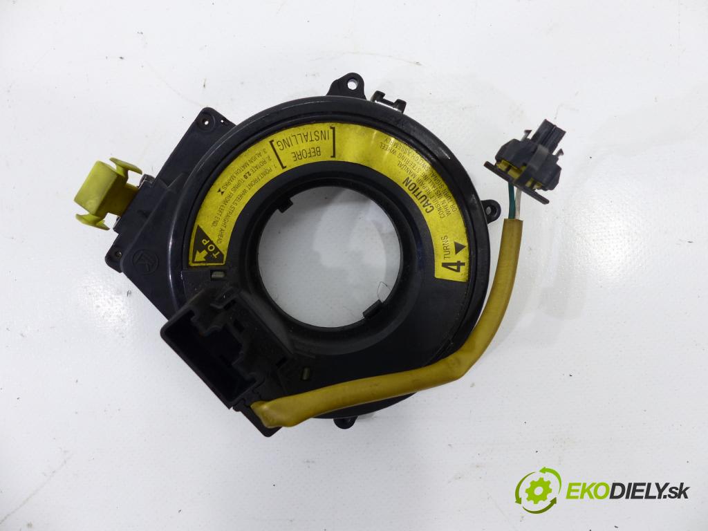 Toyota Corolla E11 1997-2002 1.4 16V VVTI 97 hp  71 kW 1400 cm3  silenbloku vzduchové