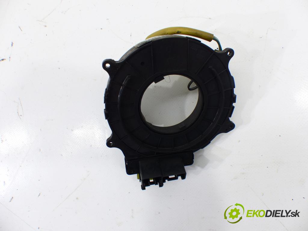 Toyota Corolla E11 1997-2002 1.4 16V VVTI 97 hp  71 kW 1400 cm3  silenbloku vzduchové