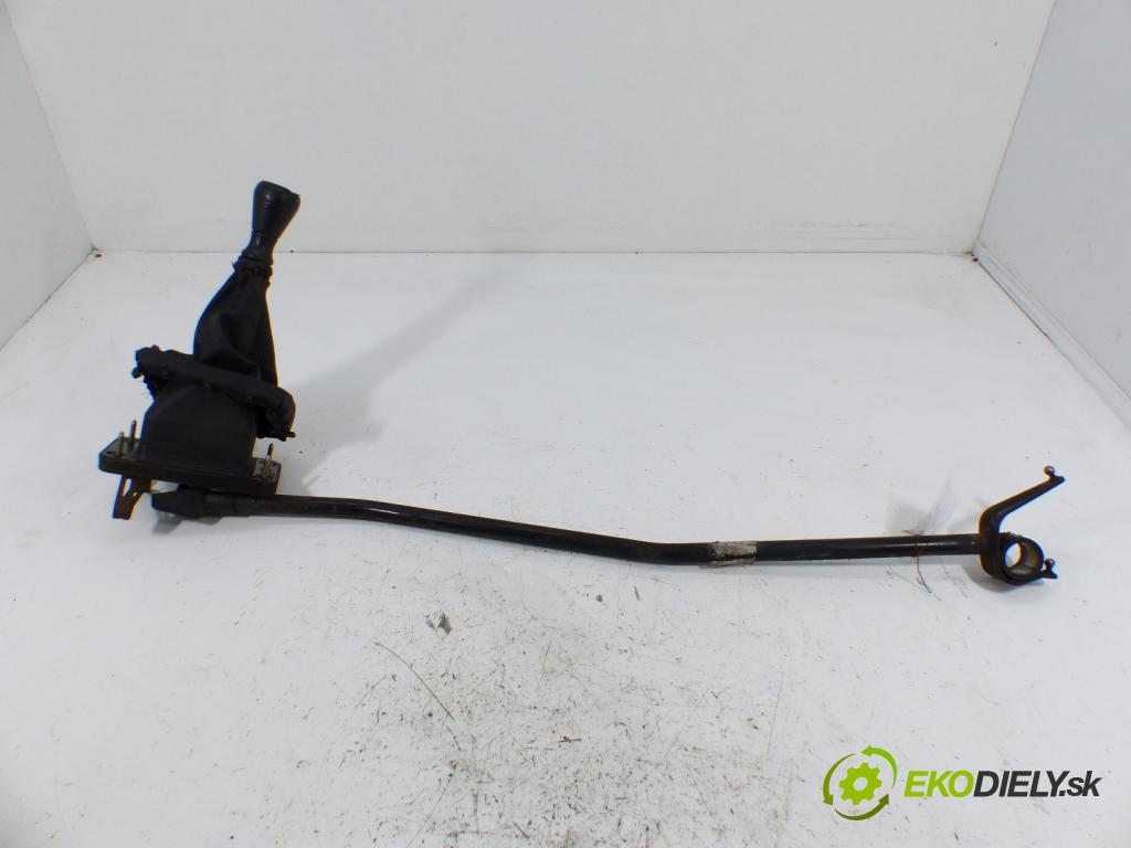 Peugeot 406 2.0 HDI 90 HP  66 kW 2000 cm3  Kulisa - -  (Rýchlostné páky / kulisy)