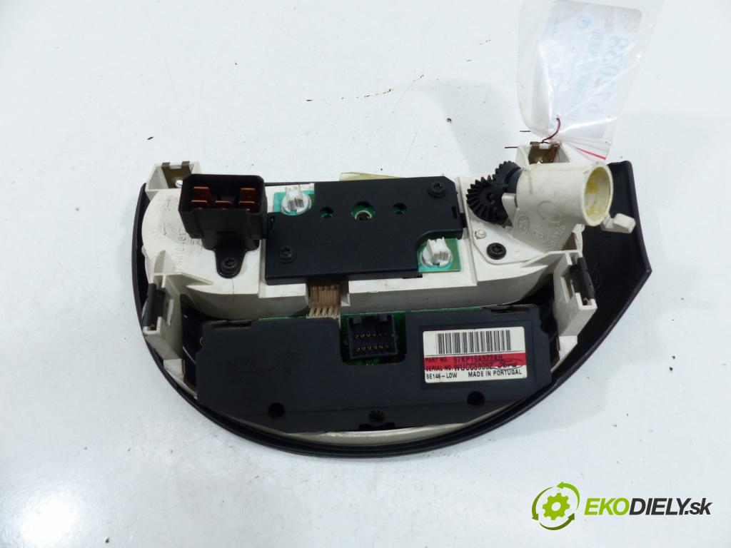 Ford Ka Mk1 1996-2008 1.3 8V 1300 cm3 - Panel kúrenia