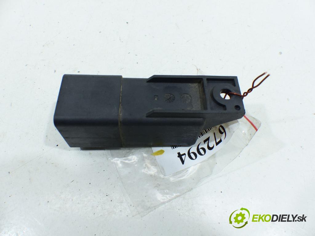 Seat Leon II 2005-2012 1.9 TDI 105 HP  77 kW 1900 cm3  relé  (Relé)