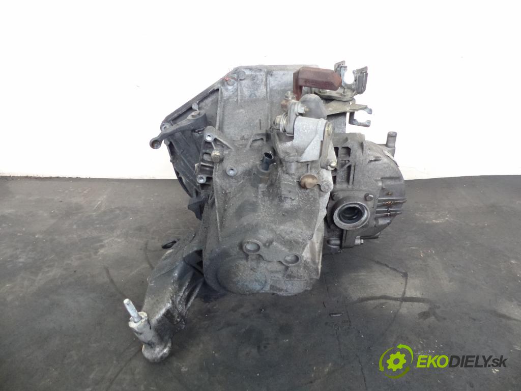 Alfa romeo 147 1.9 JTD 8V 120 HP  88 kW 1900 cm3  Prevodovka - manuálne