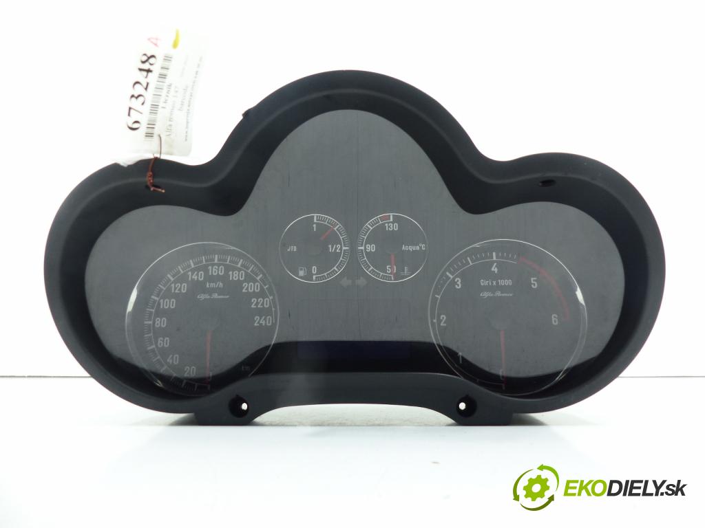 Alfa romeo 147 1.9 JTD 8V 120 HP  88 kW 1900 cm3  Prístrojovka  (Prístrojové dosky, displeje)