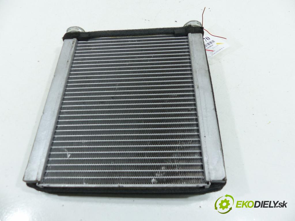 Honda Jazz II 2002-2008 1.2 8V 77 HP  57 kW 1200 cm3  Výhrevné teleso, radiátor kúrenia  (Radiátory kúrenia)