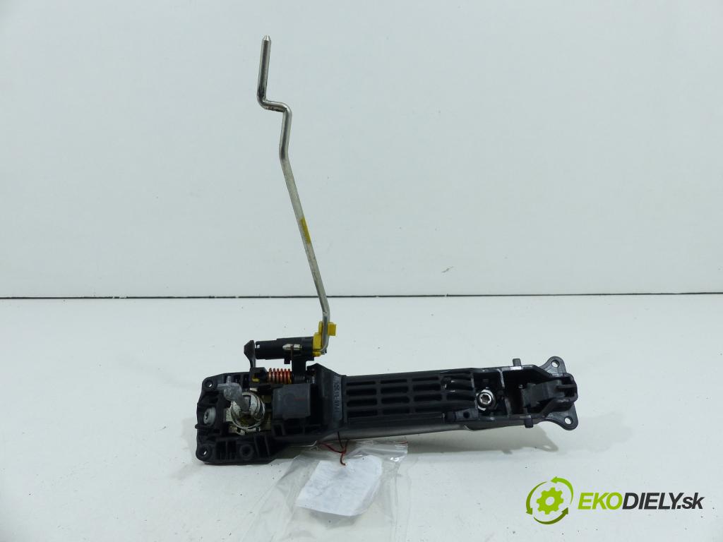 Toyota Corolla E15 2007-2014 1.4 D4D 90 HP  66 kW 1400 cm3  Kľučka predný ľavá strana vonkajšia  (Vonkajšie predné ľavé)