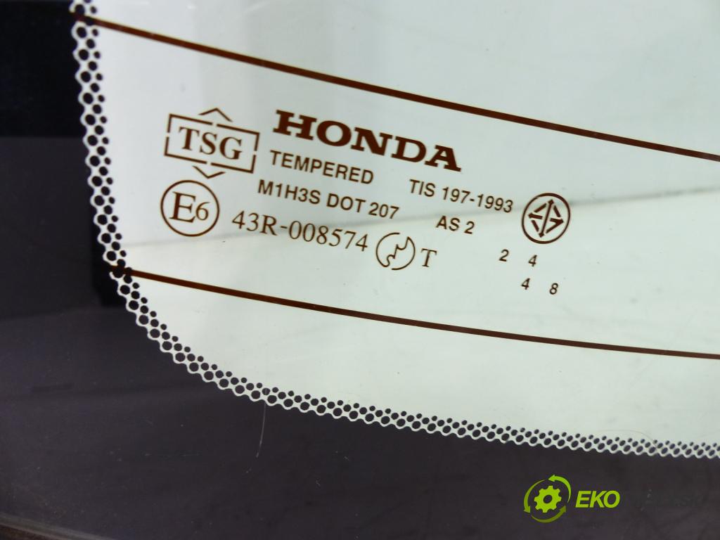 Honda Civic VIII 2006-2011 1.8 16V 140 HP  103 kW 1800 cm3  Okno zadná  (Sklá zadné)