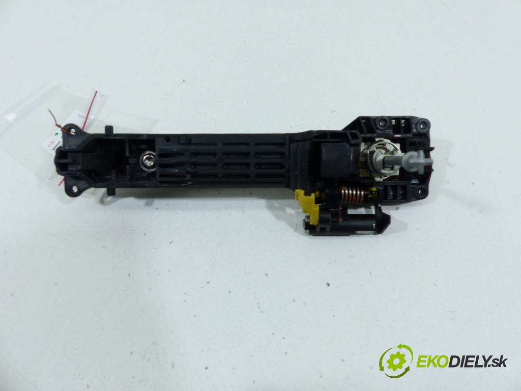 Toyota Rav4 III 2005-2012 2.4 16V VVTI 165 HP  121 kW 2400 cm3  Kľučka predný ľavá strana vonkajšia  (Vonkajšie predné ľavé)