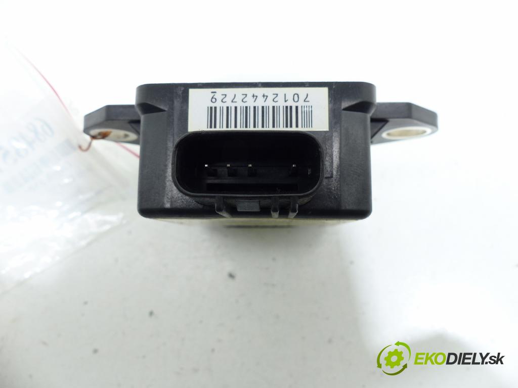 Toyota Rav4 III 2005-2012 2.4 16V VVTI 165 hp 121 kW 2400 cm3 snímač ESP