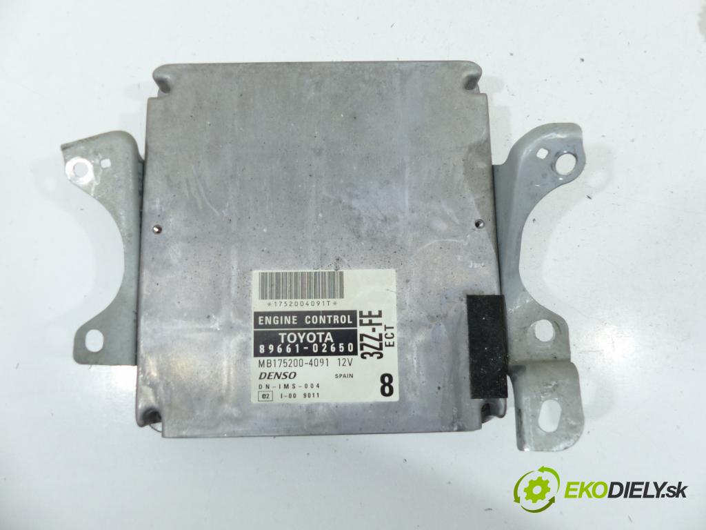 Toyota Corolla E11 1997-2002 1.6 VVTI 16V 110 hp  81 kW 1600 cm3  jednotka řídící