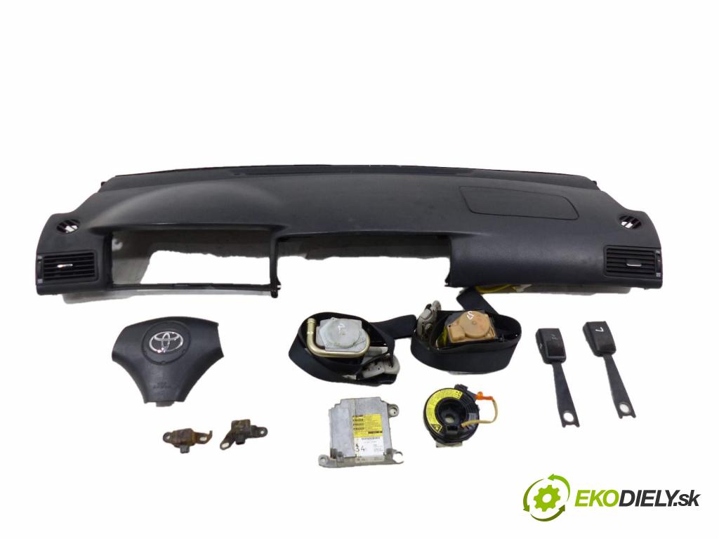 Toyota Corolla E12 2001-2009 1.6 16V VVTI 110 HP  81 kW 1600 cm3  palubovka -