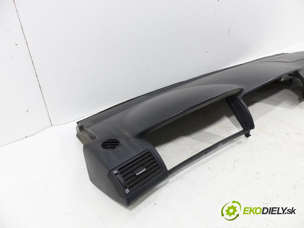 Toyota Corolla E12 2001-2009 1.6 16V VVTI 110 HP  81 kW 1600 cm3  palubovka -