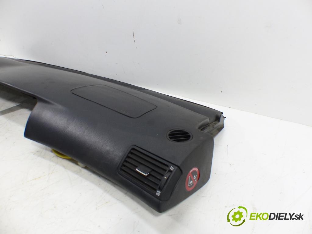 Toyota Corolla E12 2001-2009 1.6 16V VVTI 110 HP  81 kW 1600 cm3  palubovka -