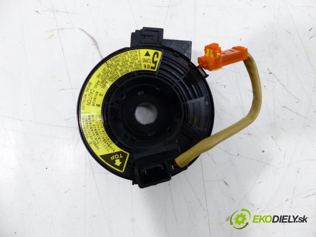 Toyota Corolla E12 2001-2009 1.6 16V VVTI 110 HP  81 kW 1600 cm3  palubovka -