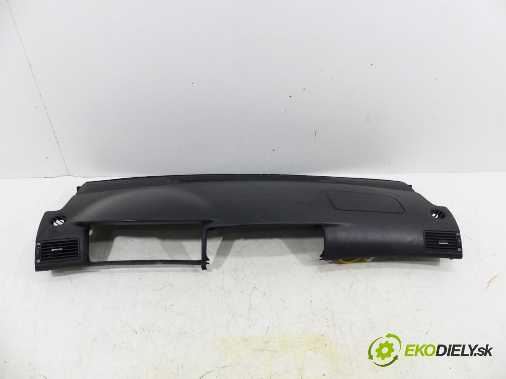 Toyota Corolla E12 2001-2009 1.6 16V VVTI 110 HP  81 kW 1600 cm3  palubovka -