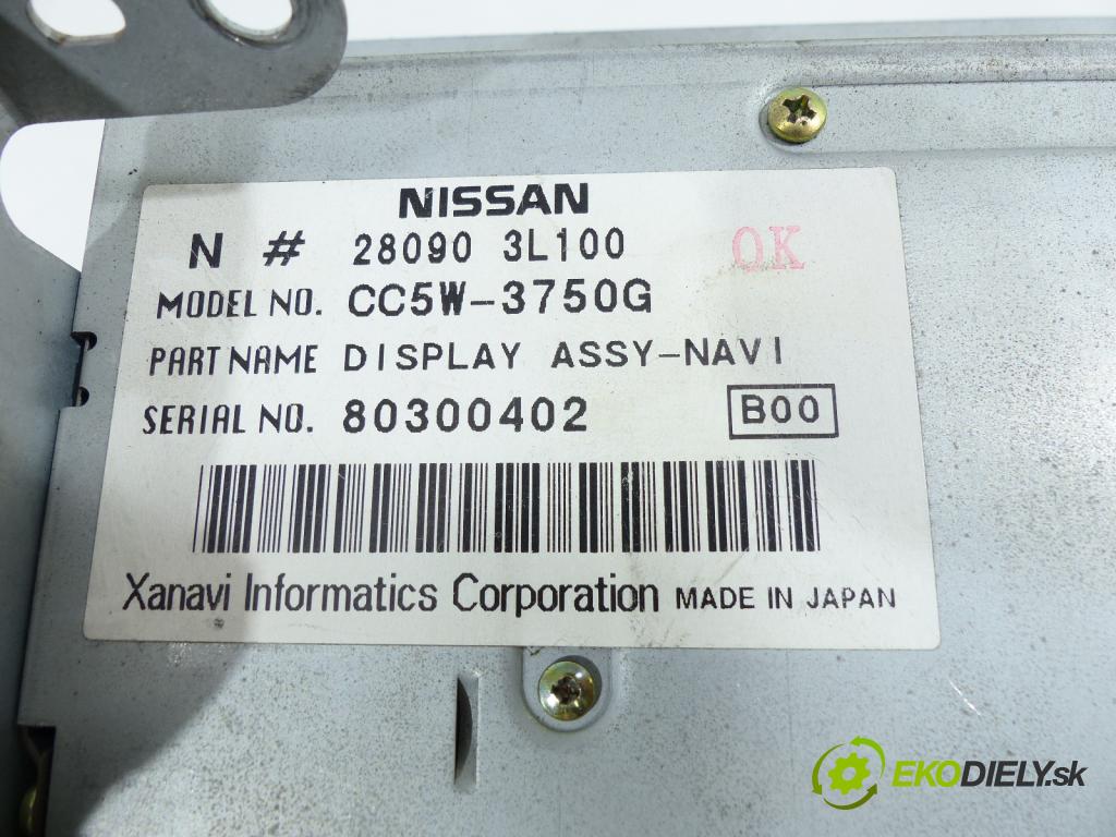 Nissan Maxima 3.0 V6 193 hp  142 kW 3000 cm3  RADIO  (Audio zařízení)
