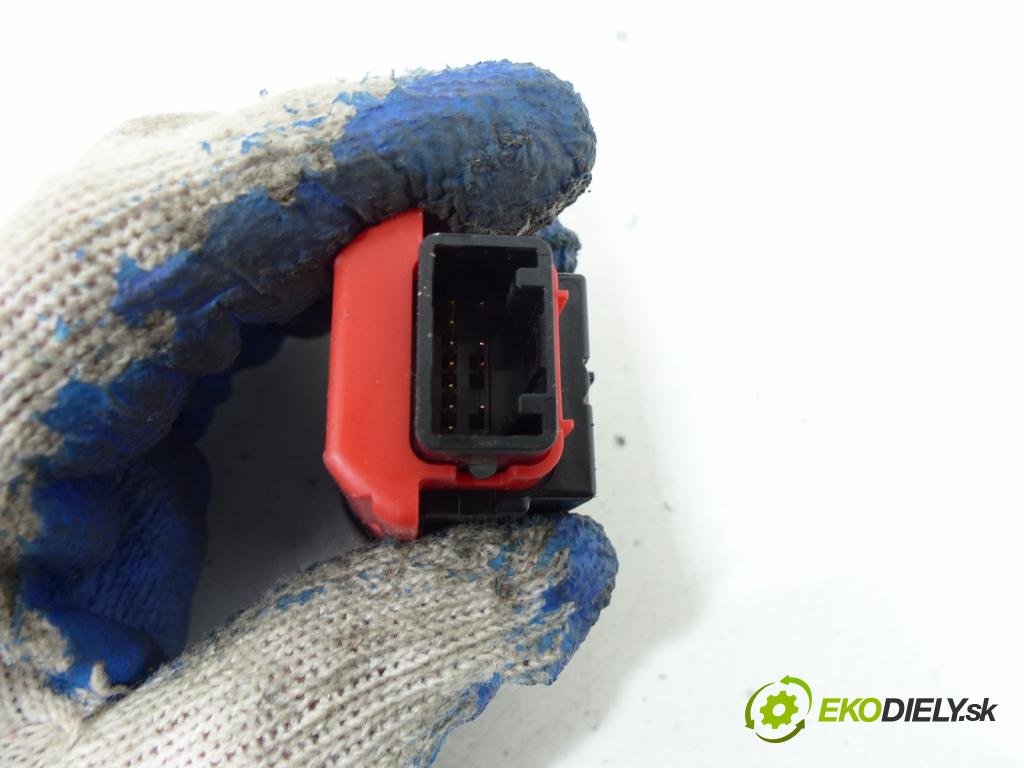 Toyota Corolla E15 2007-2014 1.6 VVTI 16V 124hp 91 kW 1600 cm3 Jednotka riadiaca