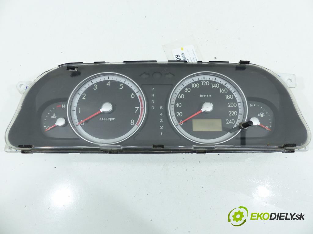 Kia Opirus / Amanti 3.5 V6 203km  149 kW 3500 cm3  prístrojovka  (Přístrojové desky, displeje)