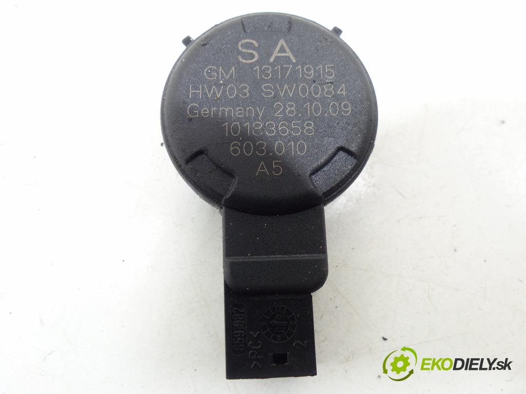 Opel Zafira B 2005-2011 1.7 CDTI 125 HP  92 kW 1700 cm3  Snímač dažďa  (Snímače dažďa)