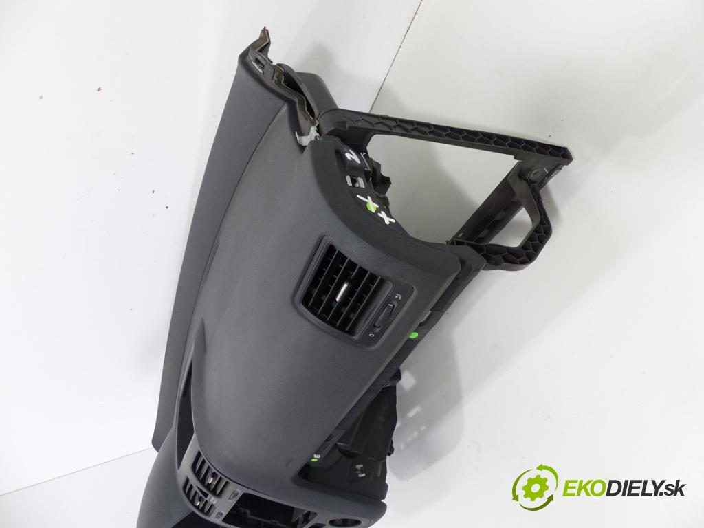 Vw Jetta V 2005-2010 1.9 TDI 105 HP  77 kW 1900 cm3  palubovka -
