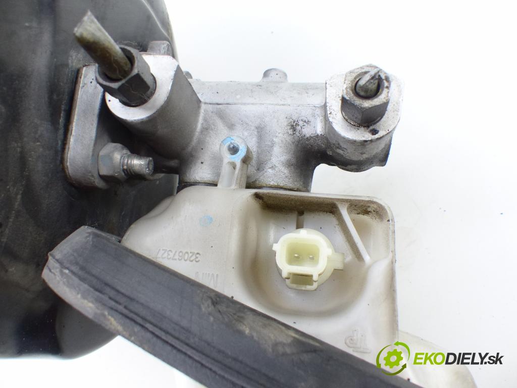 Chrysler 300c 3.0 CRD V6 218 hp  160 kW 3000 cm3  posilovač bŕzd